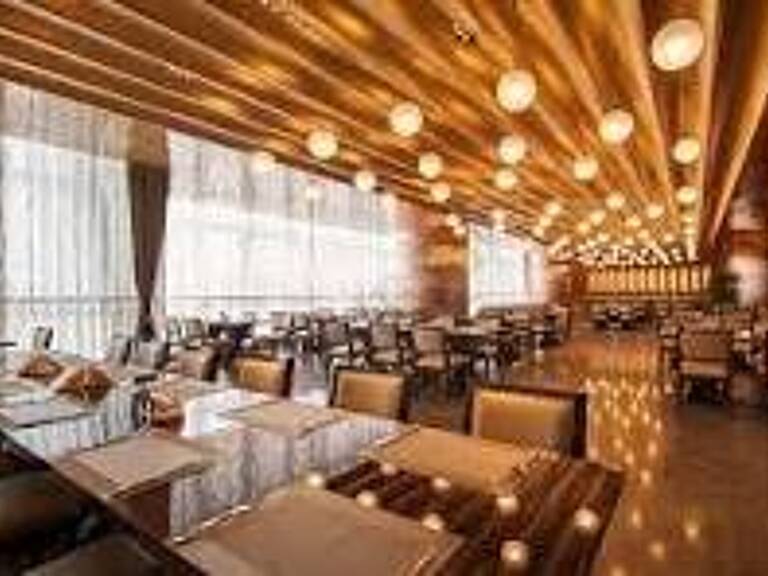 Restaurant — photo 1