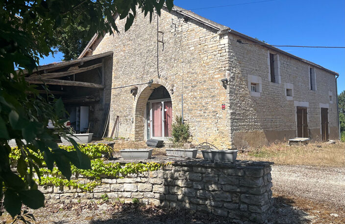 PROPRIETE sur 3,7 hectares — photo 2