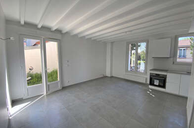 Maison 4 pièces 2500 €