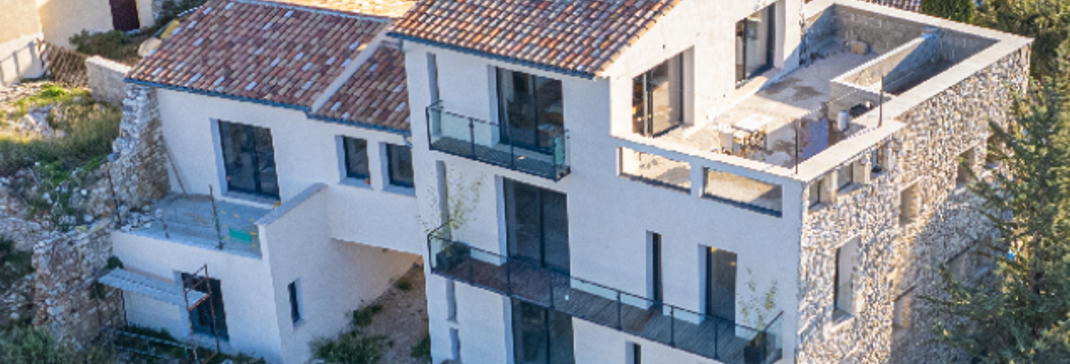 Immeuble  332 m² à vendre à Méthamis (84570)