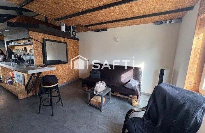 Grand studio et terrasse au centre de Labouheyre — photo 2