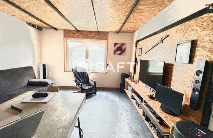 Grand studio et terrasse au centre de Labouheyre — photo 4