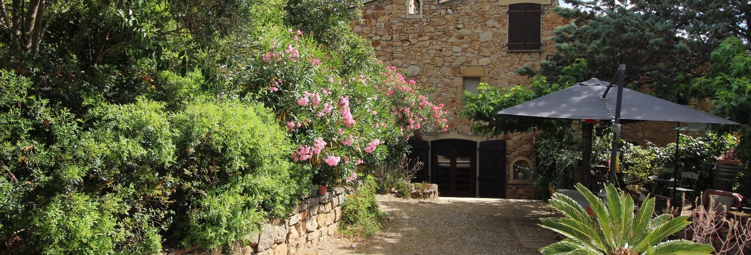 Maison 7 Pièces 218 m² à vendre à Gabian (34320)