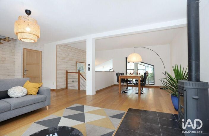 Vente Maison/villa 8 pièces — photo 5