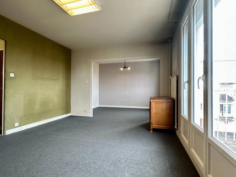 Appartement avec 3 chambres, garage et cave — photo 1