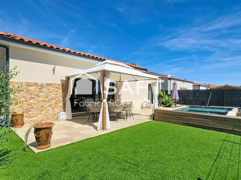 Villa de plain-pied de 119 m² avec quatre chambres piscine et garage — photo 1