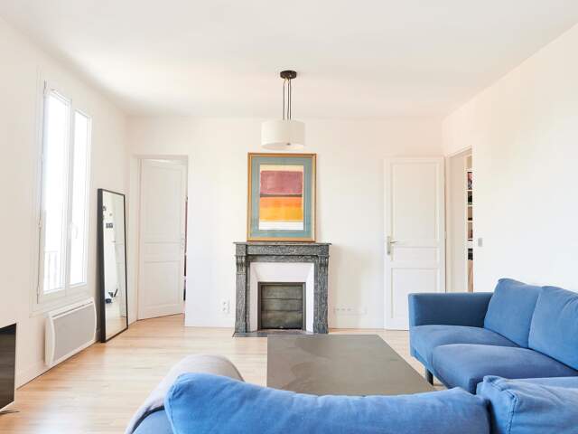 Appartement entièrement rénové situé au calme — photo du bien