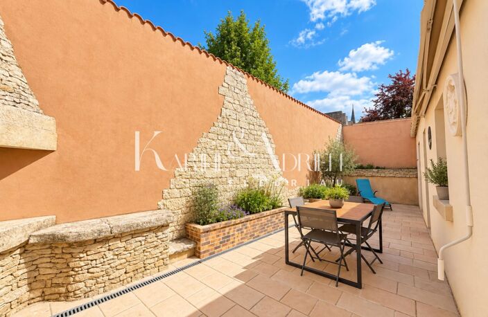 Maison de ville avec grand garage, ascenseur, 4 chambres, jardin et terrasse — photo 2