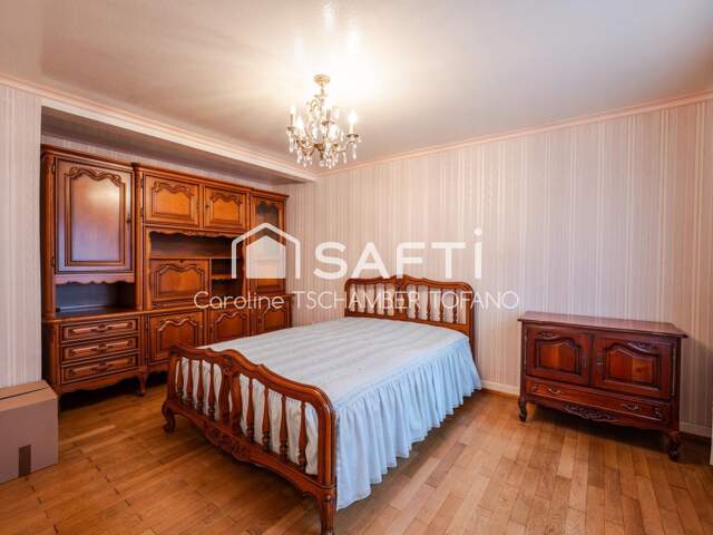 Maison familiale 159 m² - 6 chambres - Grange - Terrain de 677 m² — photo du bien