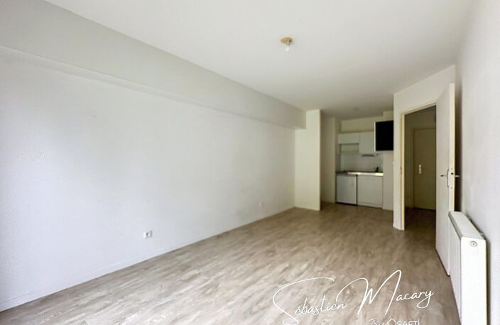 Nantes Nord - Appartement T2 avec terrasse et parking — photo 2