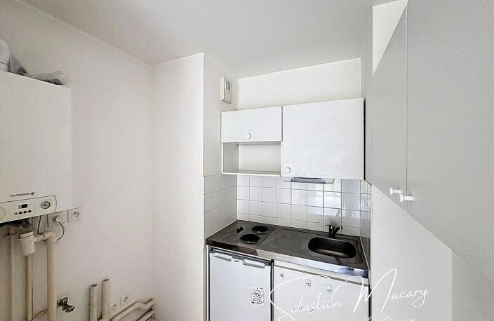 Nantes Nord - Appartement T2 avec terrasse et parking — photo 3