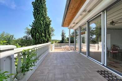 Maison 11 pièces 748000 €