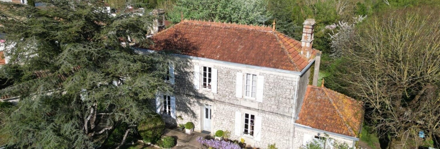 Maison 8 Pièces 151 m² à vendre à Curzon (85540)