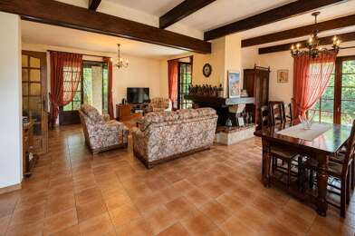 Maison 6 pièces 349000 €