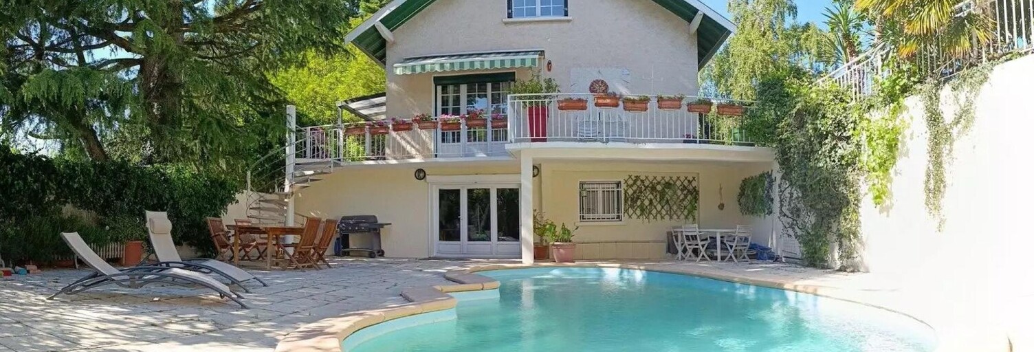 Maison 5 Pièces 178 m² à vendre à Saint-Pierre-de-Chandieu (69780)