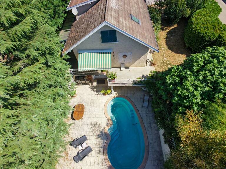 Maison sur les hauteurs de saint pierre de Chandieu — photo 1