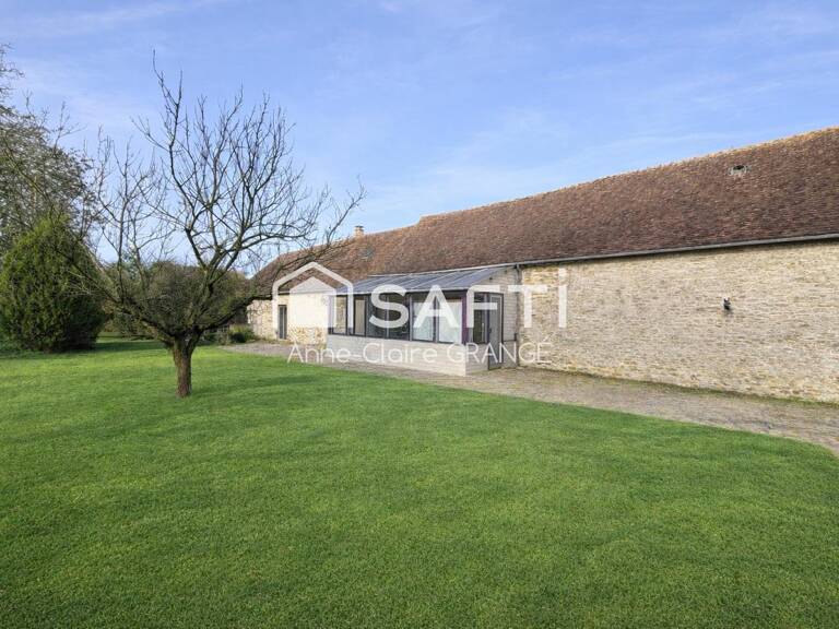 Ancien corps de ferme  Base saine, volumes et potentiel de projets — photo 1