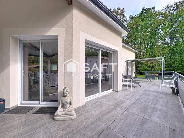 Maison de 118 m² avec garage et vue sur forêt — photo du bien
