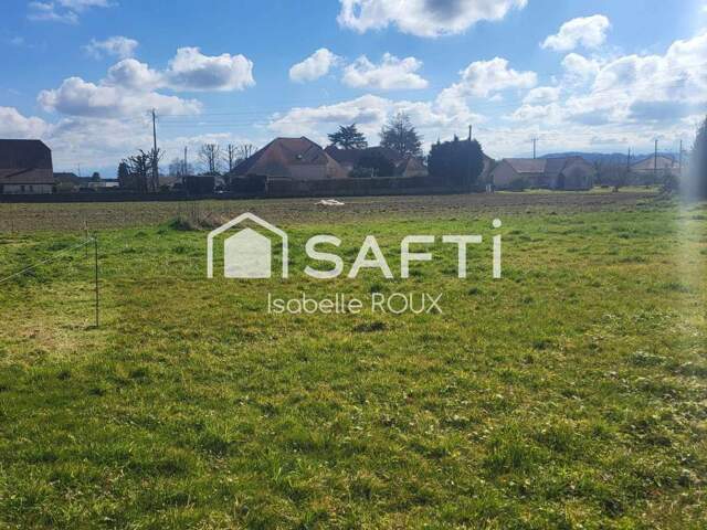 Terrain constructible d'une surface de 2264 m2 — photo du bien