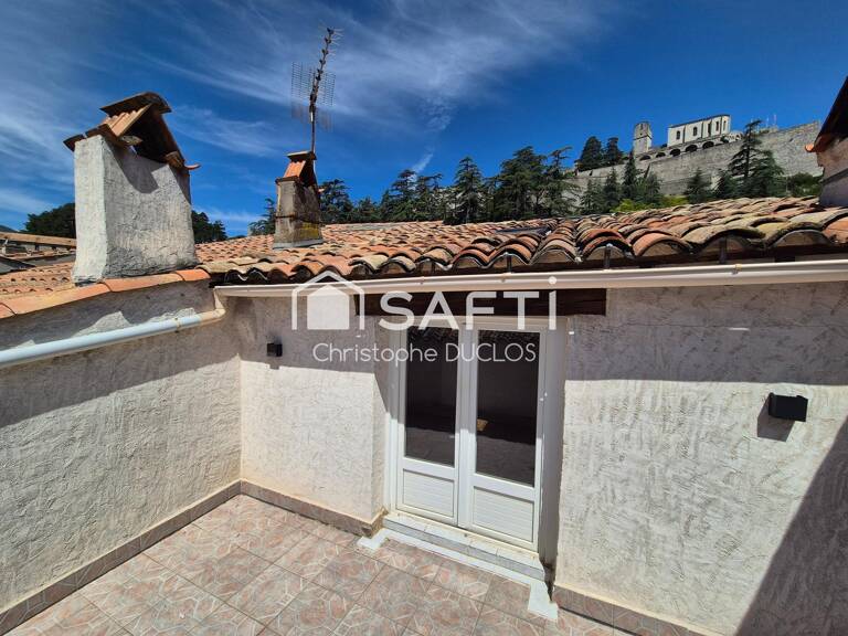 Appartement en duplex avec terrasse et garage non attenant. — photo 1