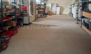 Bureau  100 m² à louer à Varennes-sur-Seine (77130)