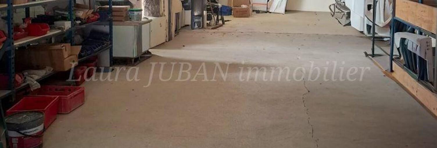 Bureau  100 m² à louer à Varennes-sur-Seine (77130)
