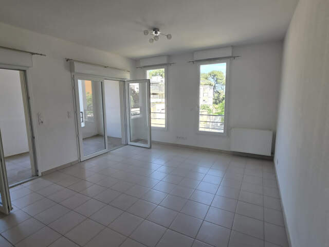 Superbe appartement dans résidence de standing sécurisée pour séniores à Juvignac (34) — photo du bien