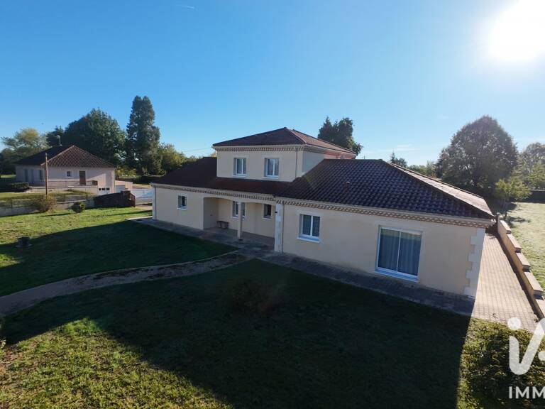 Vente Maison/villa 6 pièces — photo 1
