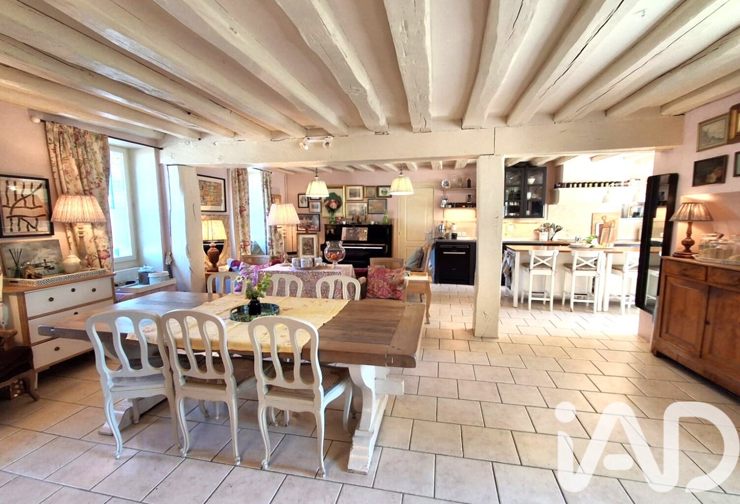 Vente Maison/villa 8 pièces — photo 1