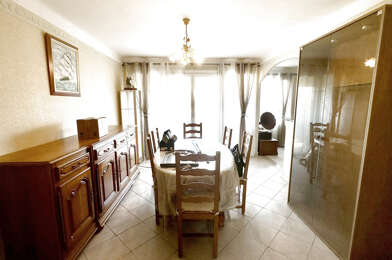 Appartement 4 pièces 172000 €