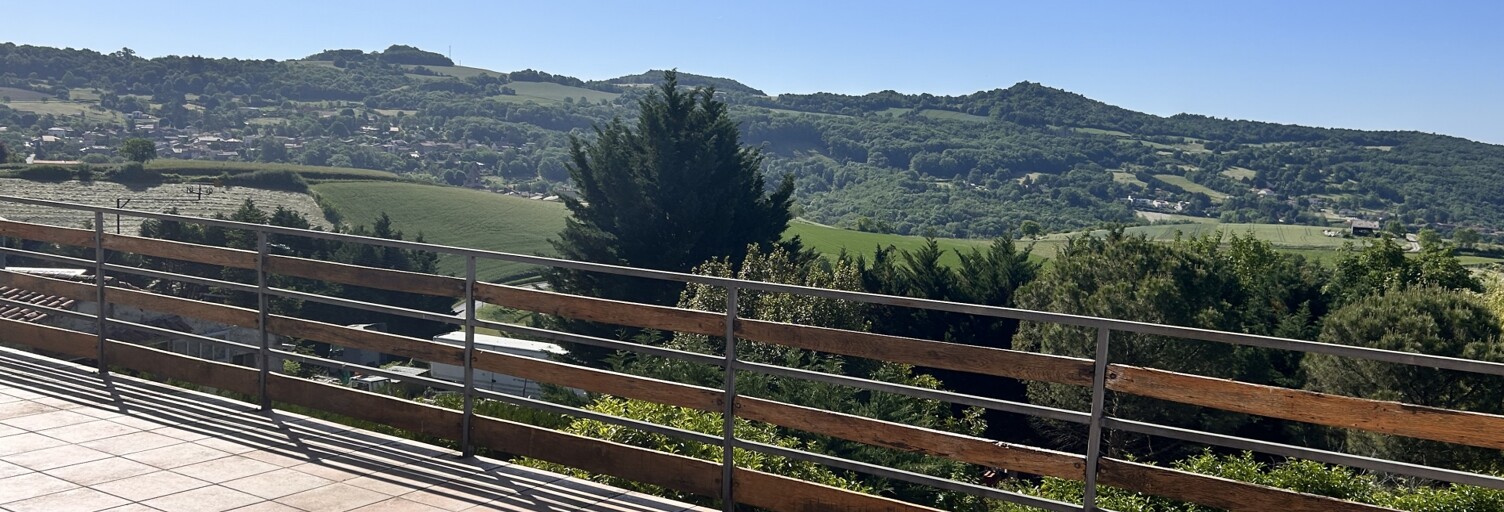Maison 7 Pièces 125 m² à vendre à Yronde-et-Buron (63270)
