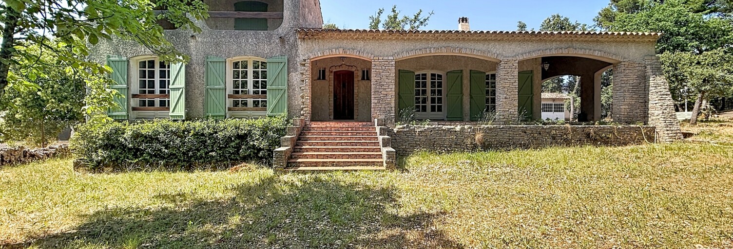 Maison 5 Pièces 145 m² à vendre à Nans-les-Pins (83860)