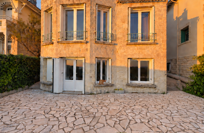 L’OCÉAN POUR HORIZON, UNE VILLA D’ÉPOQUE POUR ADRESSE à ST PALAIS  au prix de 1 352 000 € HAI — photo 2