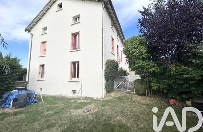 Vente Maison/villa 8 pièces — photo 2
