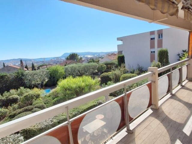 APPARTEMENT T5, CAVE, GARAGE, PARKING, PISCINE, 83000 TOULON — photo du bien
