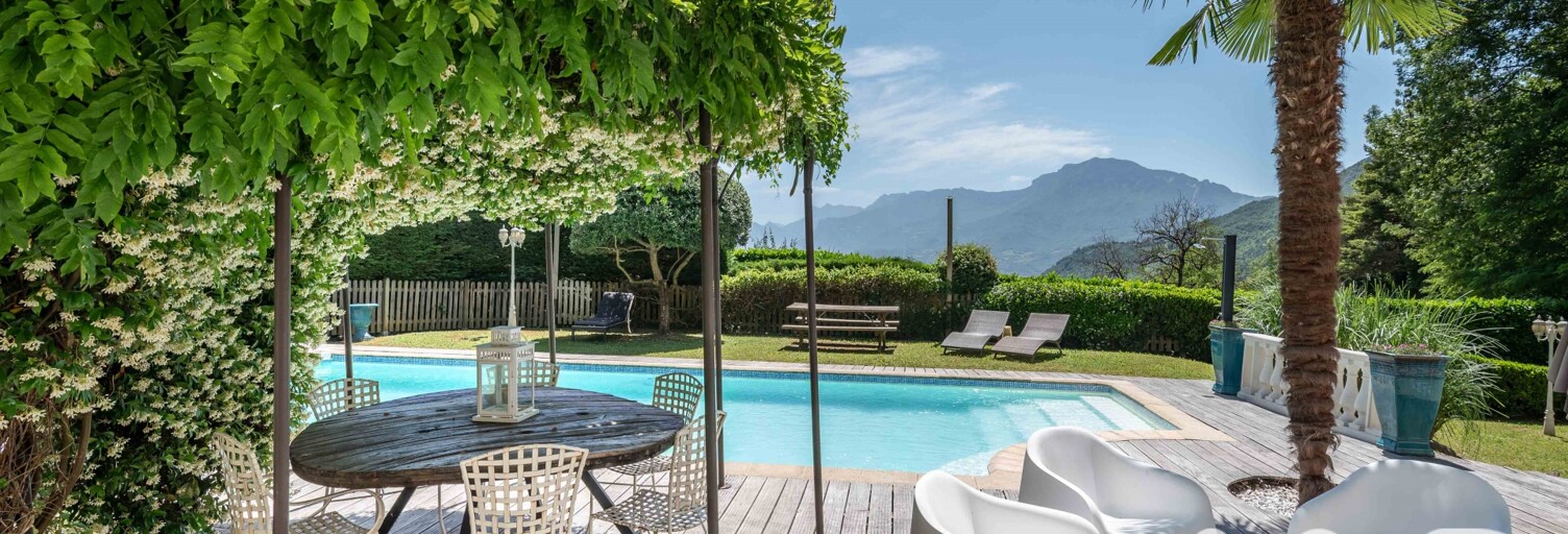 Maison 7 Pièces 335 m² à vendre à Corenc (38700)