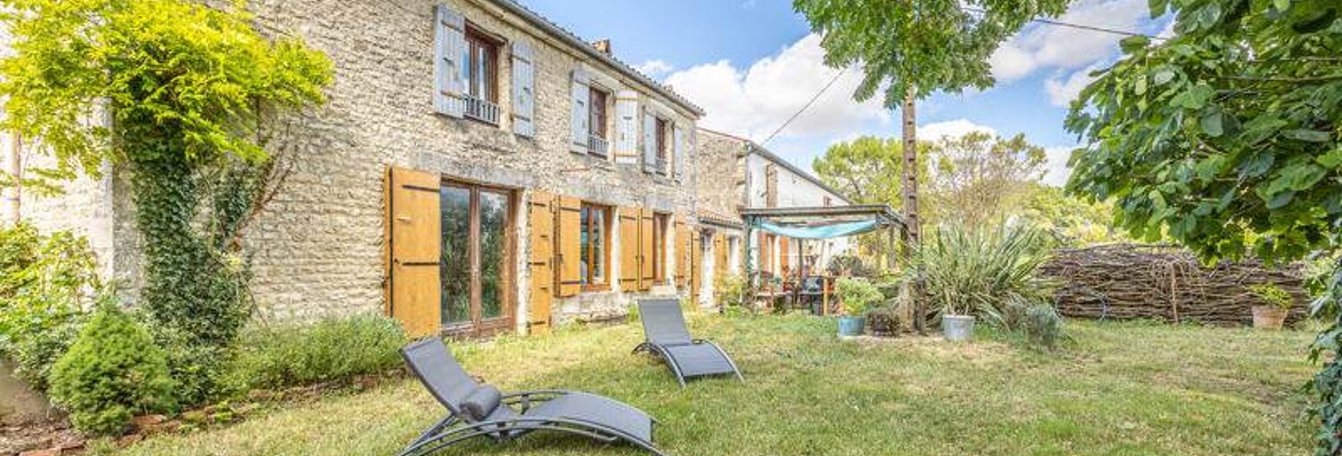 Maison 4 Pièces 143 m² à vendre à Chambon (17290)