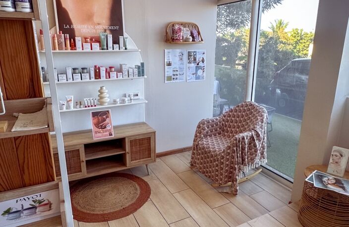 Vente Esthétique, Coiffure 42 m&sup2; — photo 4