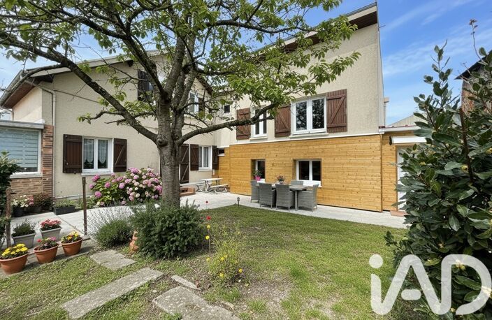 Vente Maison traditionnelle 10 pièces — photo 2
