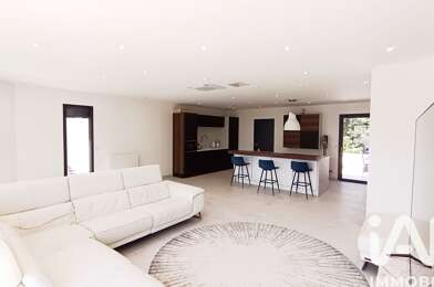 Maison 5 pièces 320000 €