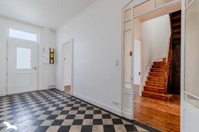 Maison 7 pièces 240908 €