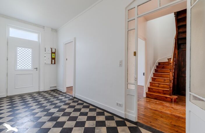Maison en pierre de 7 pièces principales — photo 2