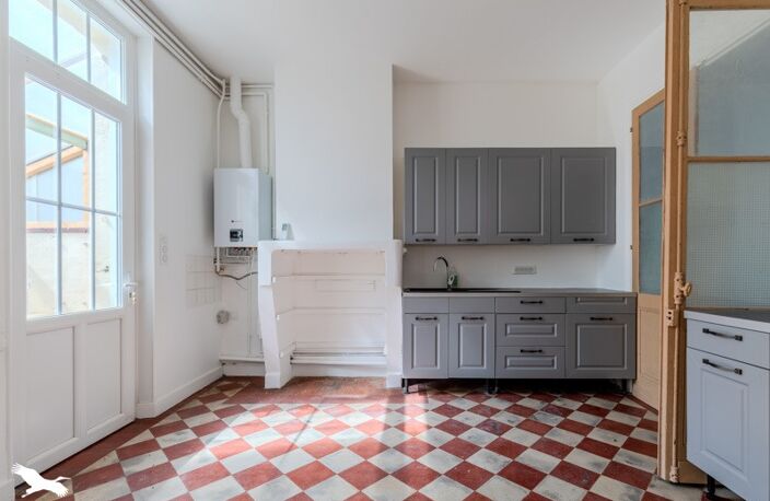Maison en pierre de 7 pièces principales — photo 4