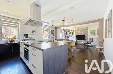 Appartement 4 pièces 277070 €