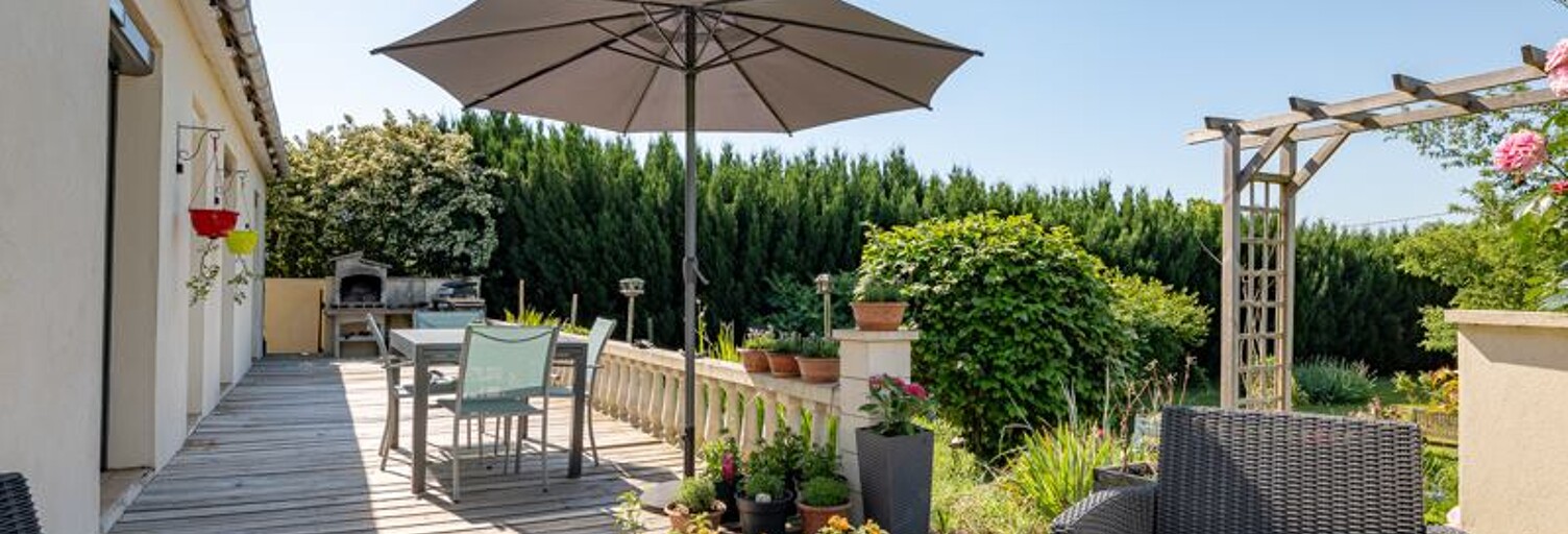 Maison 5 Pièces 119 m² à vendre à Saint-Georges-des-Coteaux (17810)