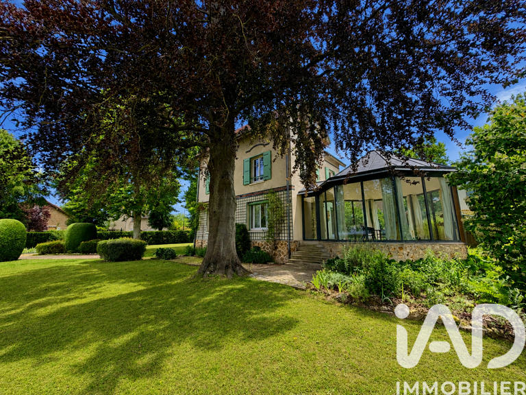 Vente Maison/villa 8 pièces — photo 1