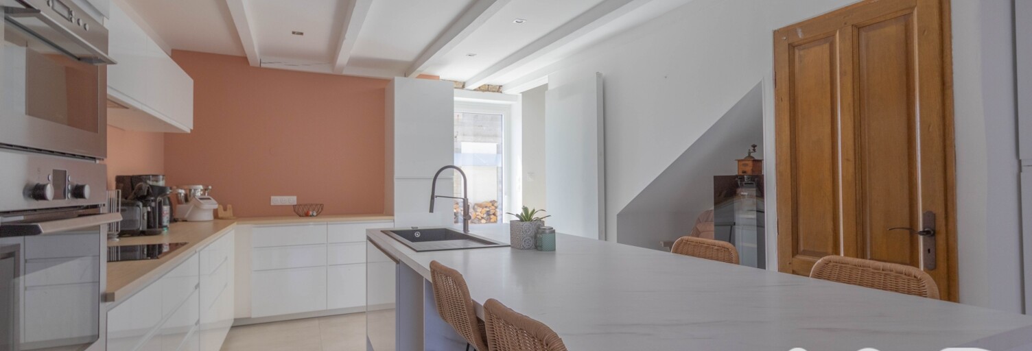 Maison 8 Pièces 240 m² à vendre à Champdôtre (21130)