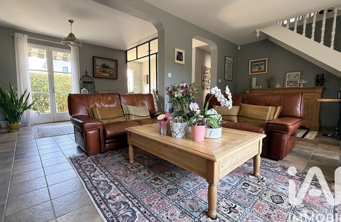 Vente Maison de ville 7 pièces — photo 2