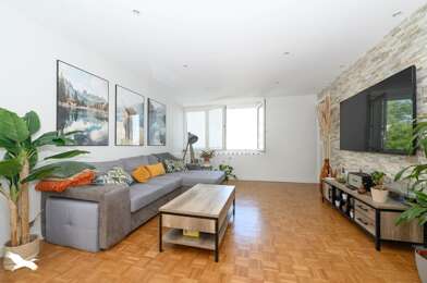 Appartement 3 pièces 218325 €