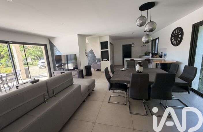 Vente Maison traditionnelle 7 pièces — photo 4